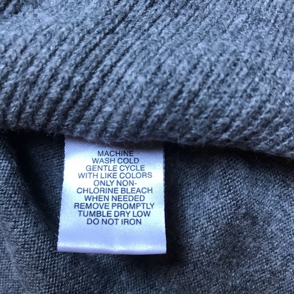 Hampshire Studio Gray Sweater, EUC, M - Picture 5 of 13